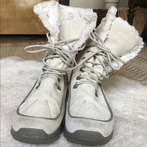 Columbia Lavela II boots
